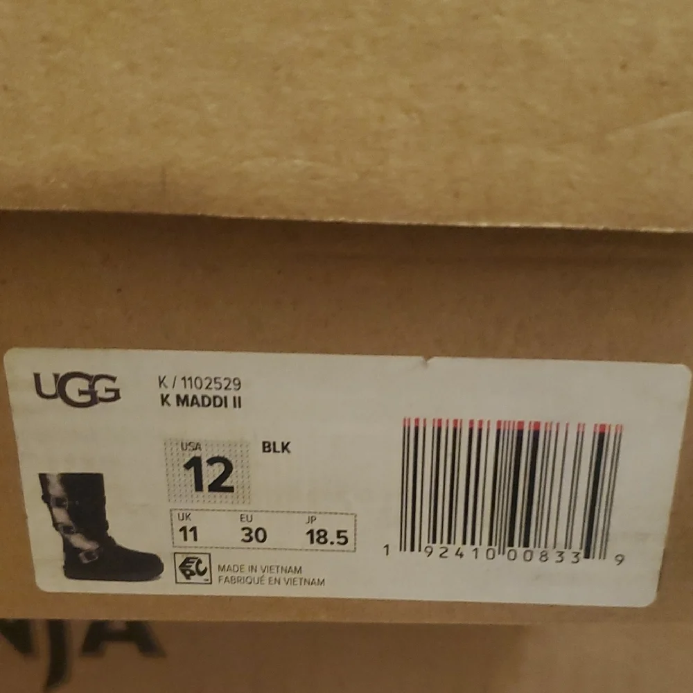 UGG Kids Black Winter Boots with Shearling Lining - Picture 7 of 8